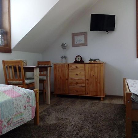 Roztoczanski Dworek Zamość Zimmer foto