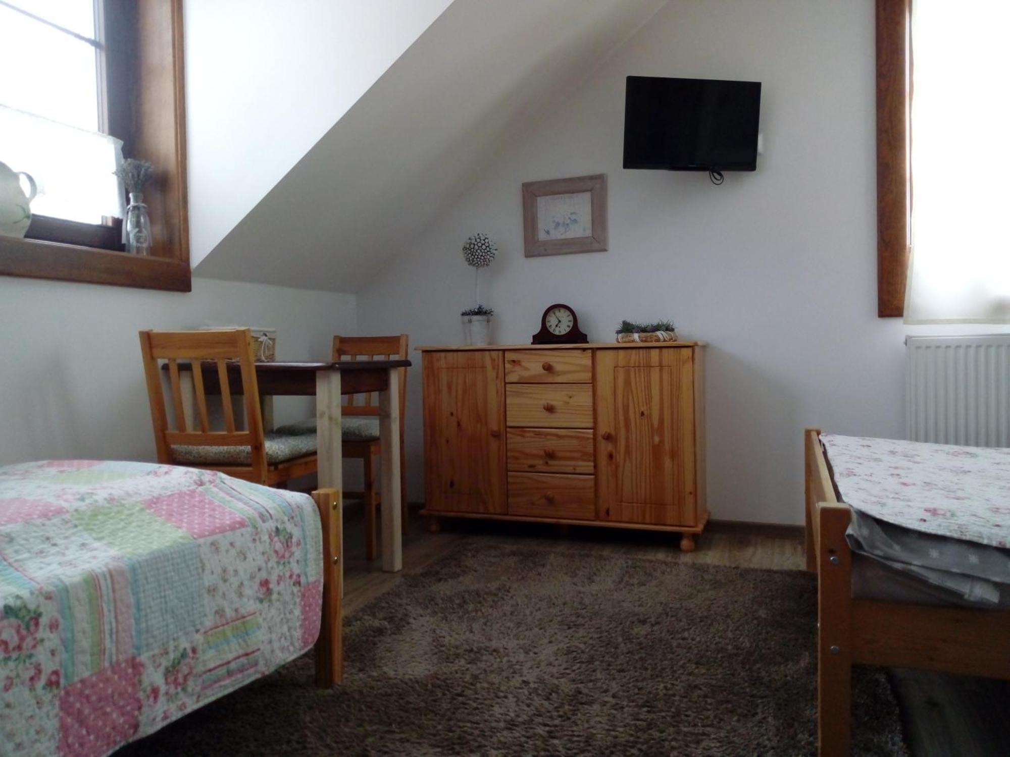 Roztoczanski Dworek Zamość Zimmer foto